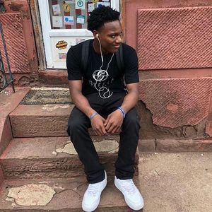 Meet your Posher, Emmanuel